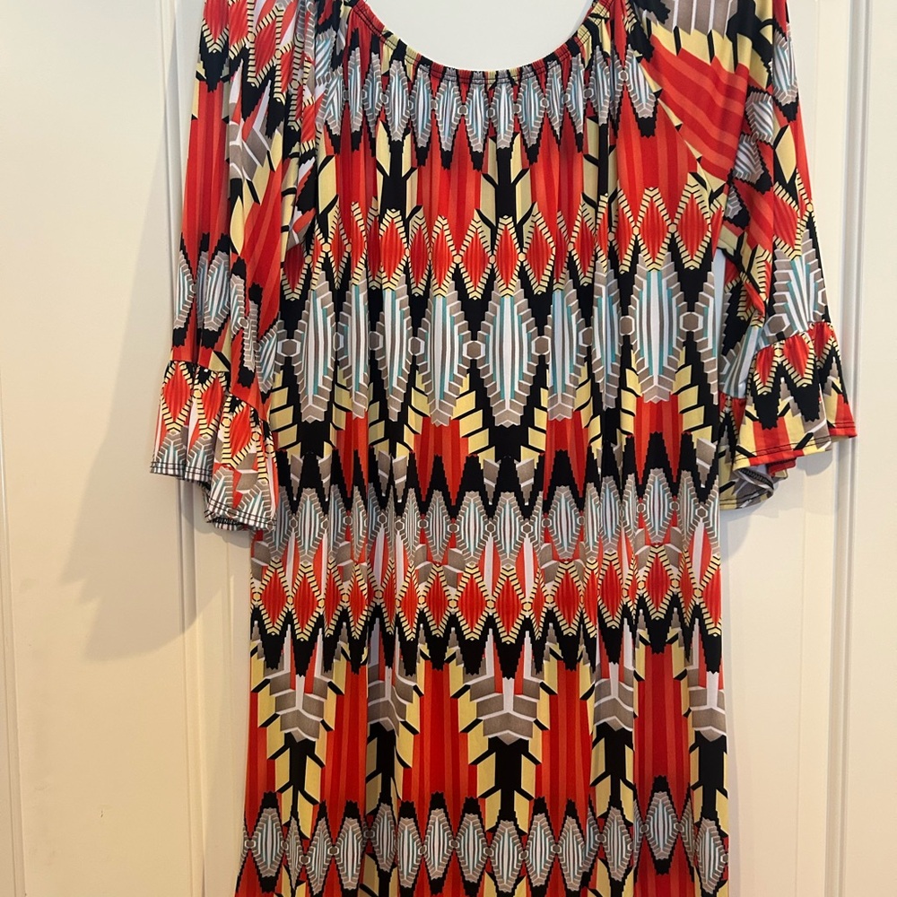 Red Geometric Print Midi Dress with Scoop Neck
